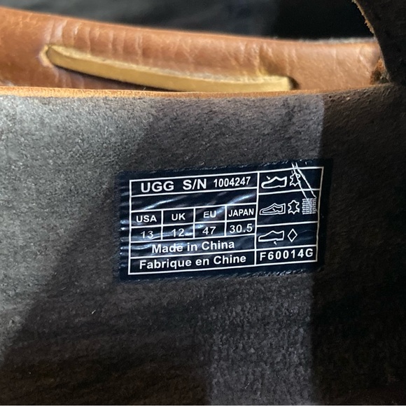 Men’s UGG Chester Slipper/Loafer - Picture 5 of 6